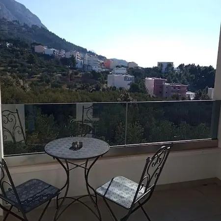 Modern 2+2 Zinfandel With Beautiful View Apartment Makarska